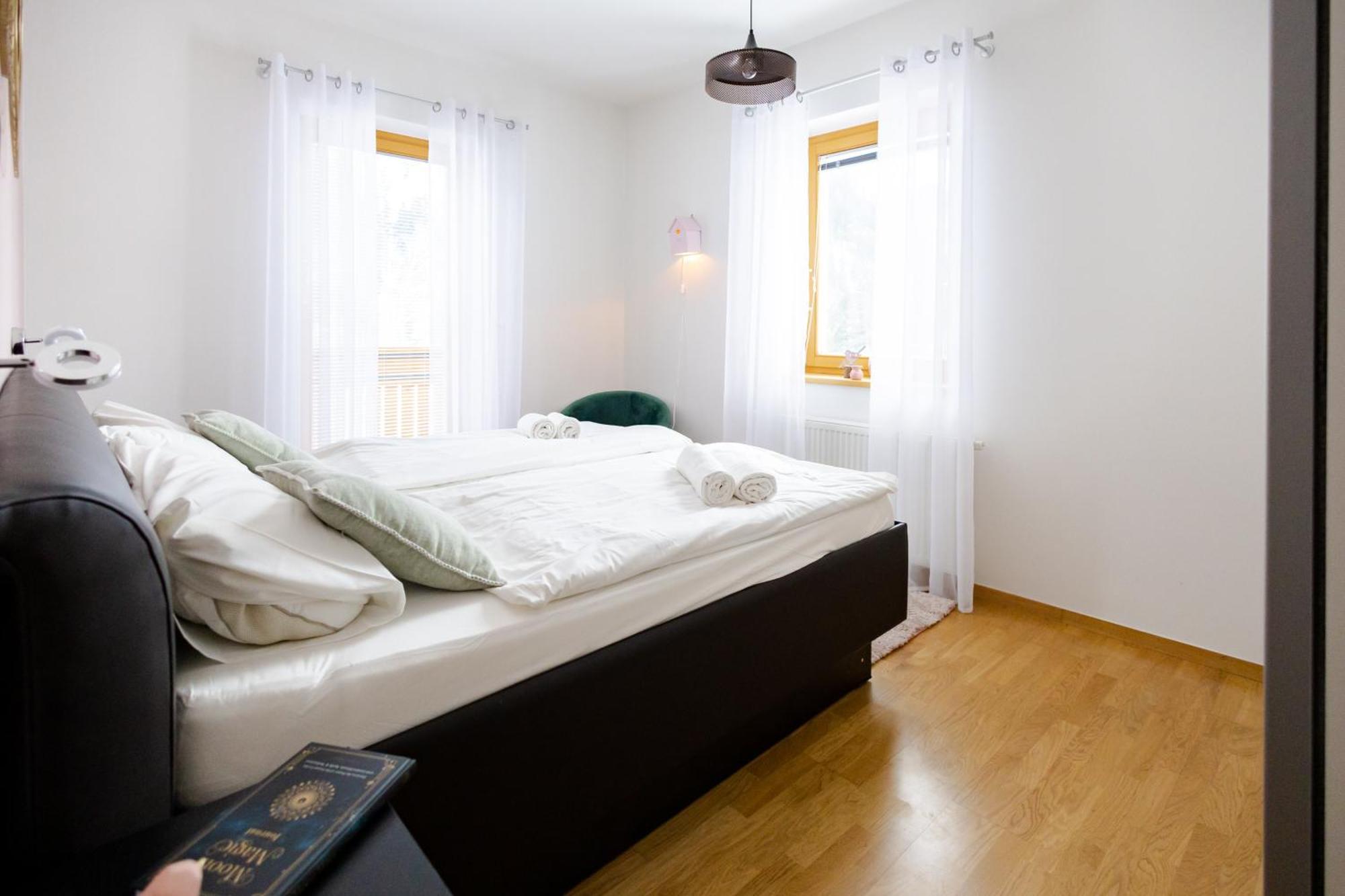 Waterfall Apartment - Cozy Mountain Retreat Kranjska Gora Kültér fotó