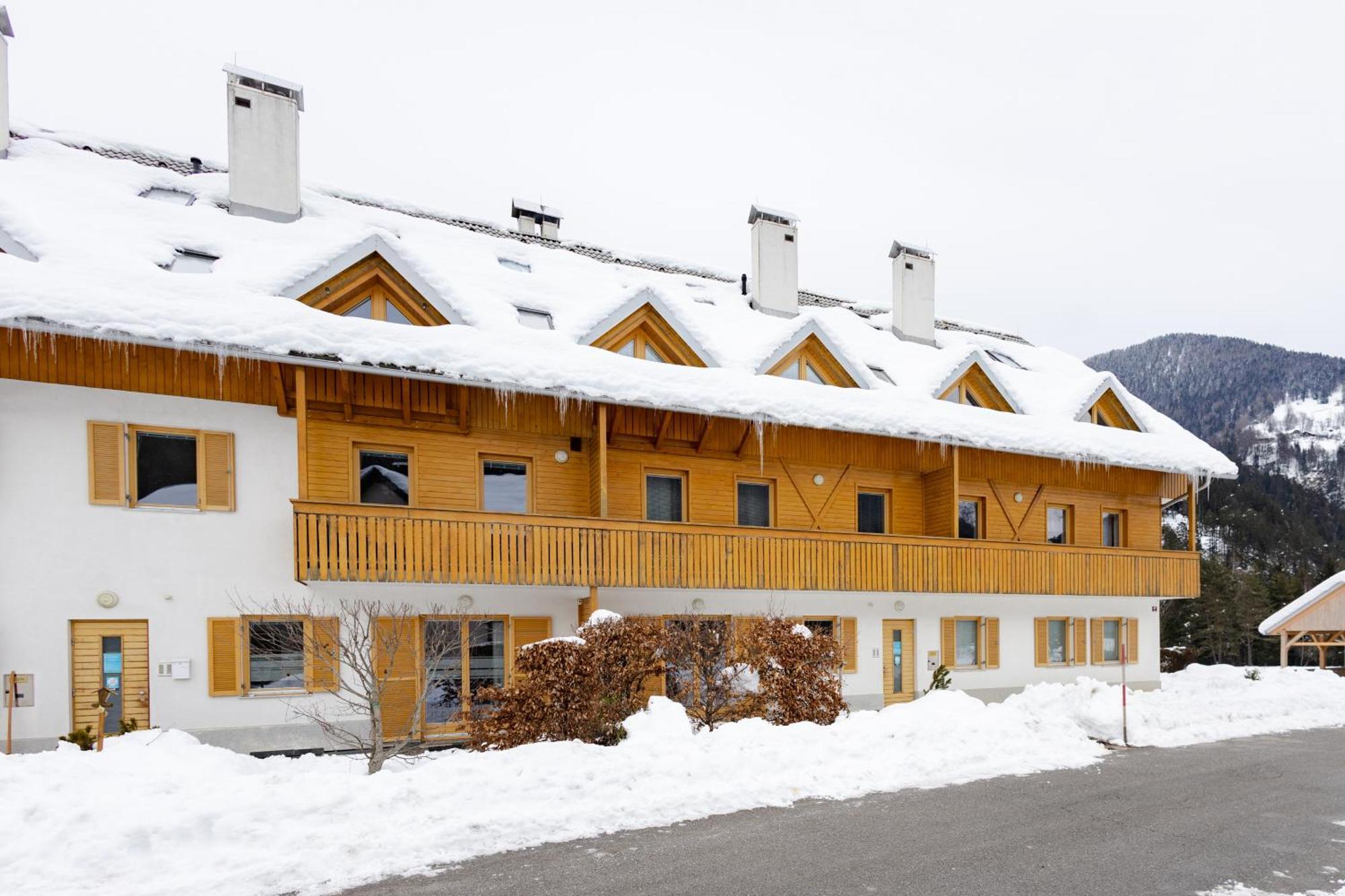 Waterfall Apartment - Cozy Mountain Retreat Kranjska Gora Kültér fotó